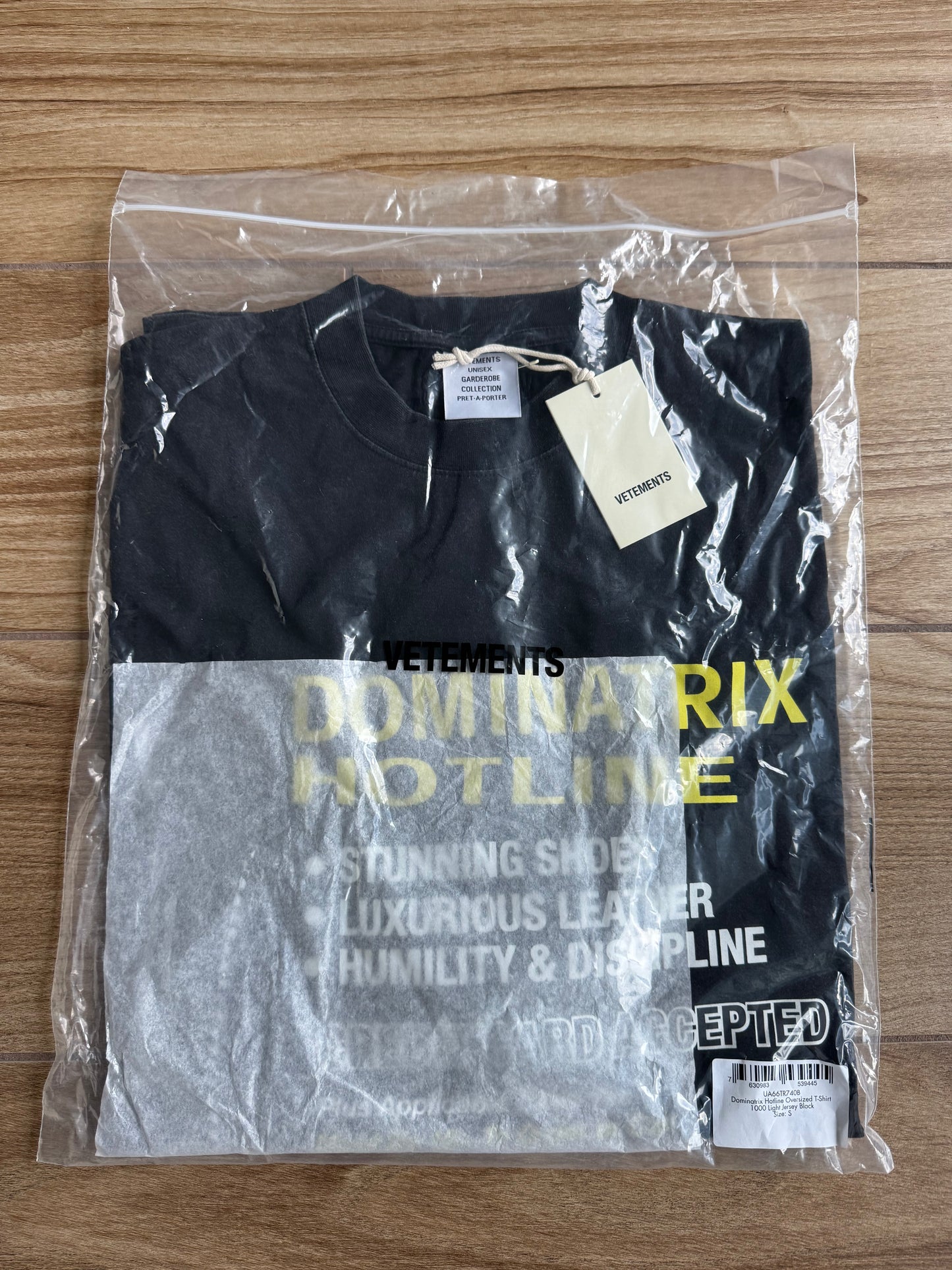 VETEMENTS Black Oversized 'Dominatrix Hotline' T-shirt