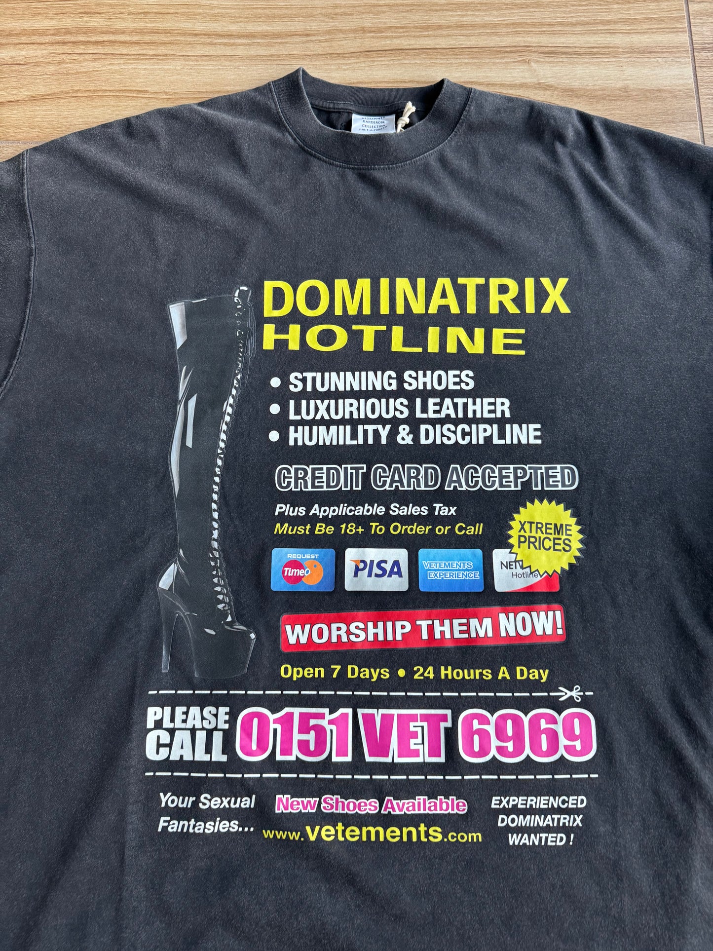 VETEMENTS Black Oversized 'Dominatrix Hotline' T-shirt