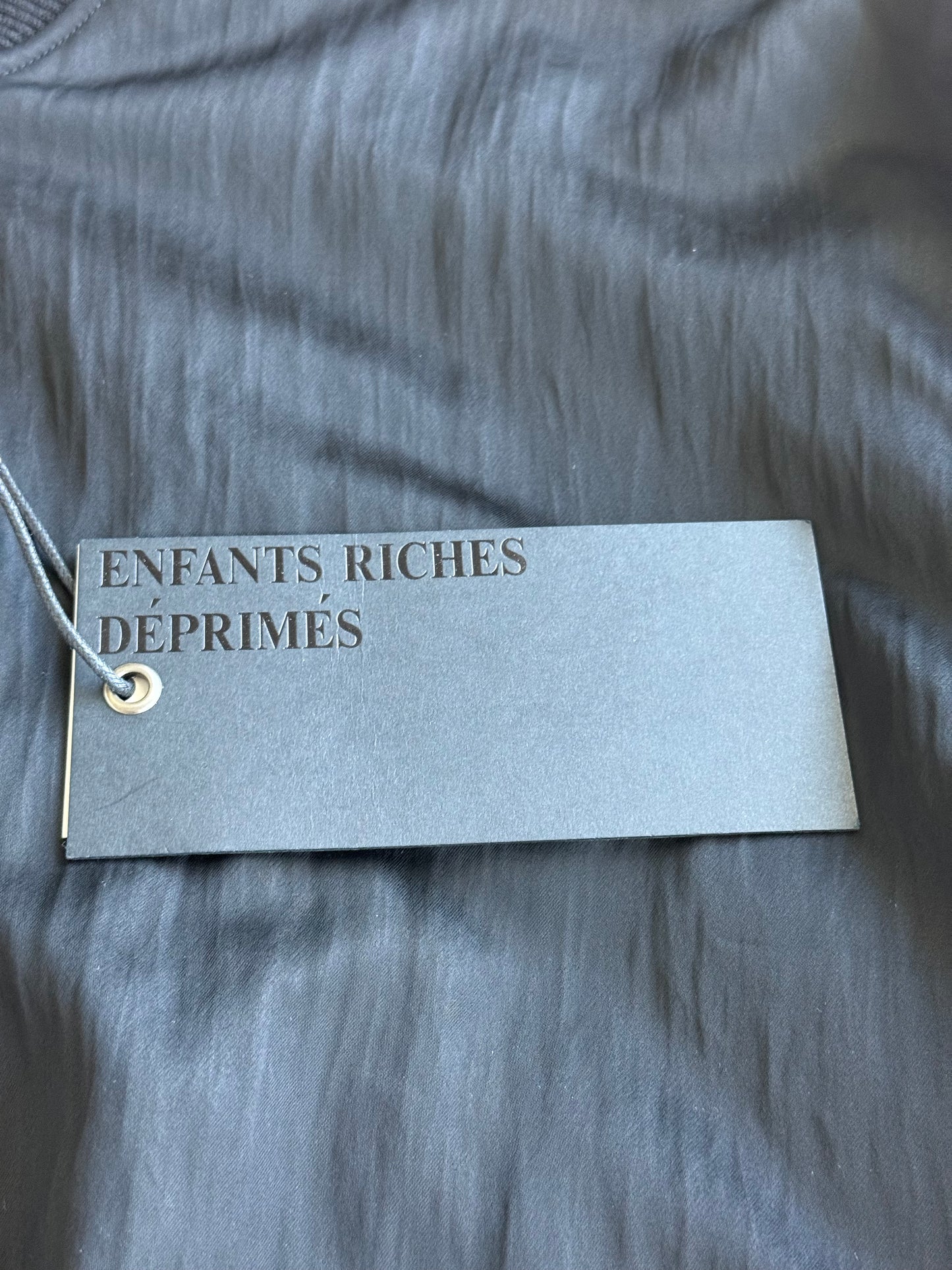 Enfants Riches Déprimés Assemblage Christ Bomber