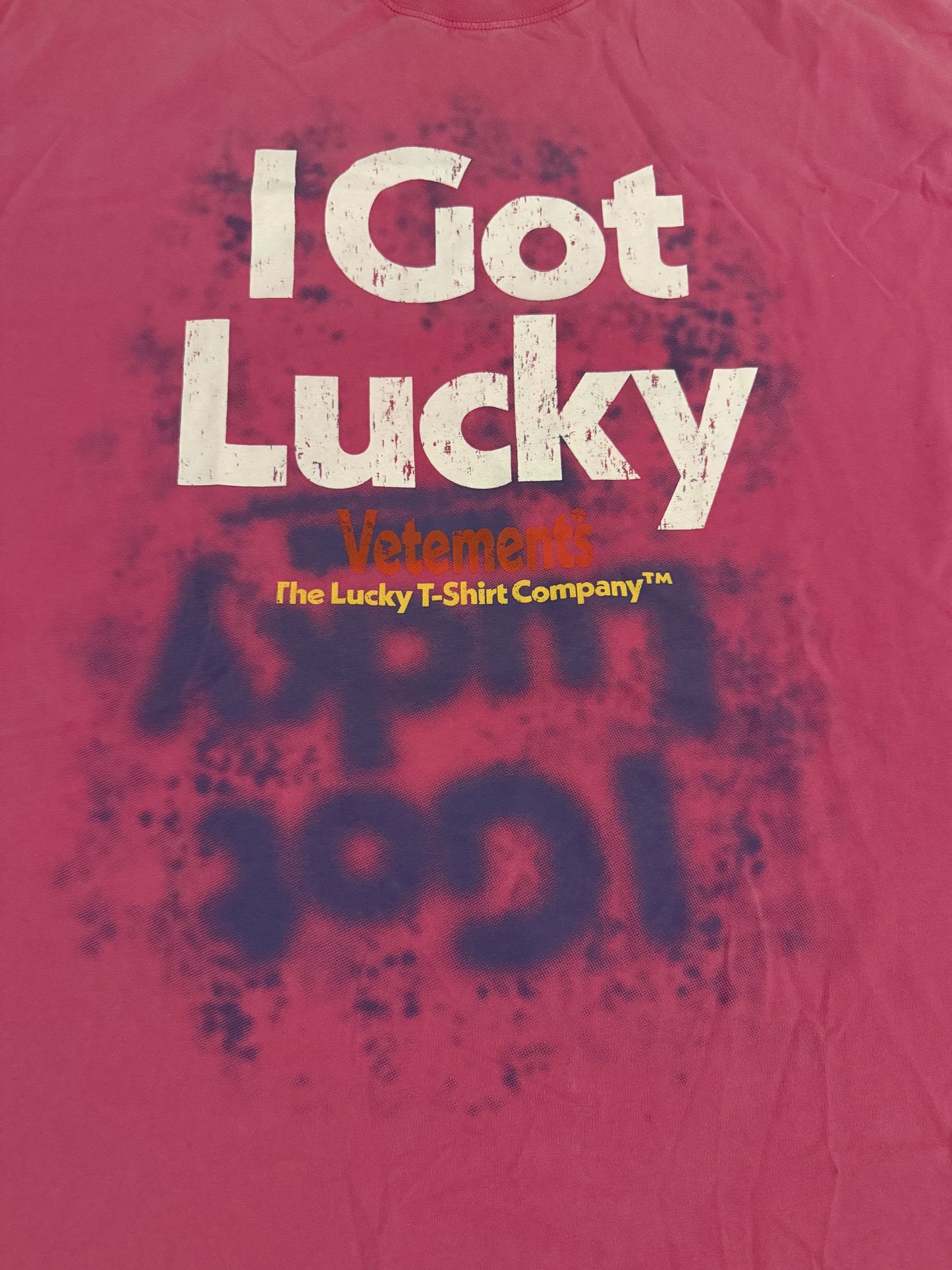 VETEMEMTS I Got Lucky Tee