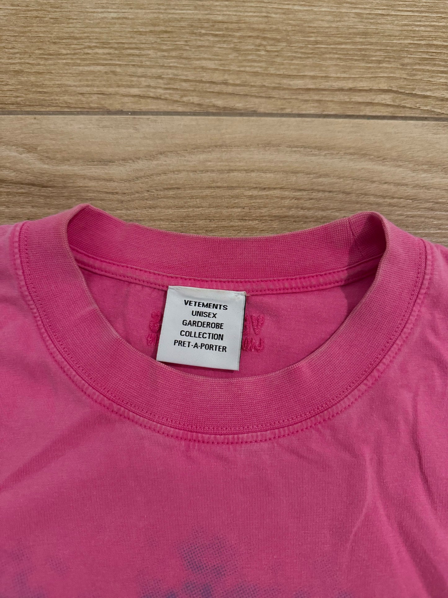 VETEMEMTS I Got Lucky Tee