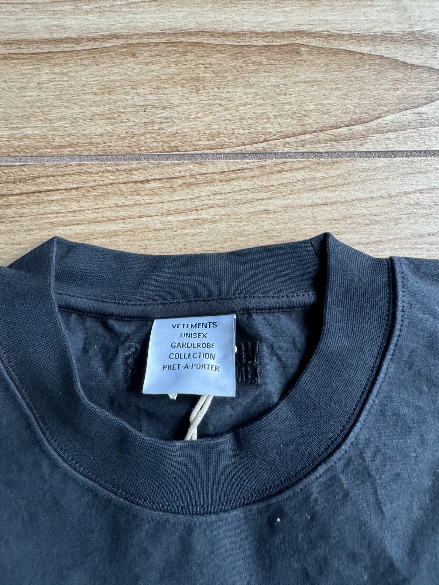 VETEMENTS Metalized Wrinkled 'Not Mom's Favorite' T-shirt