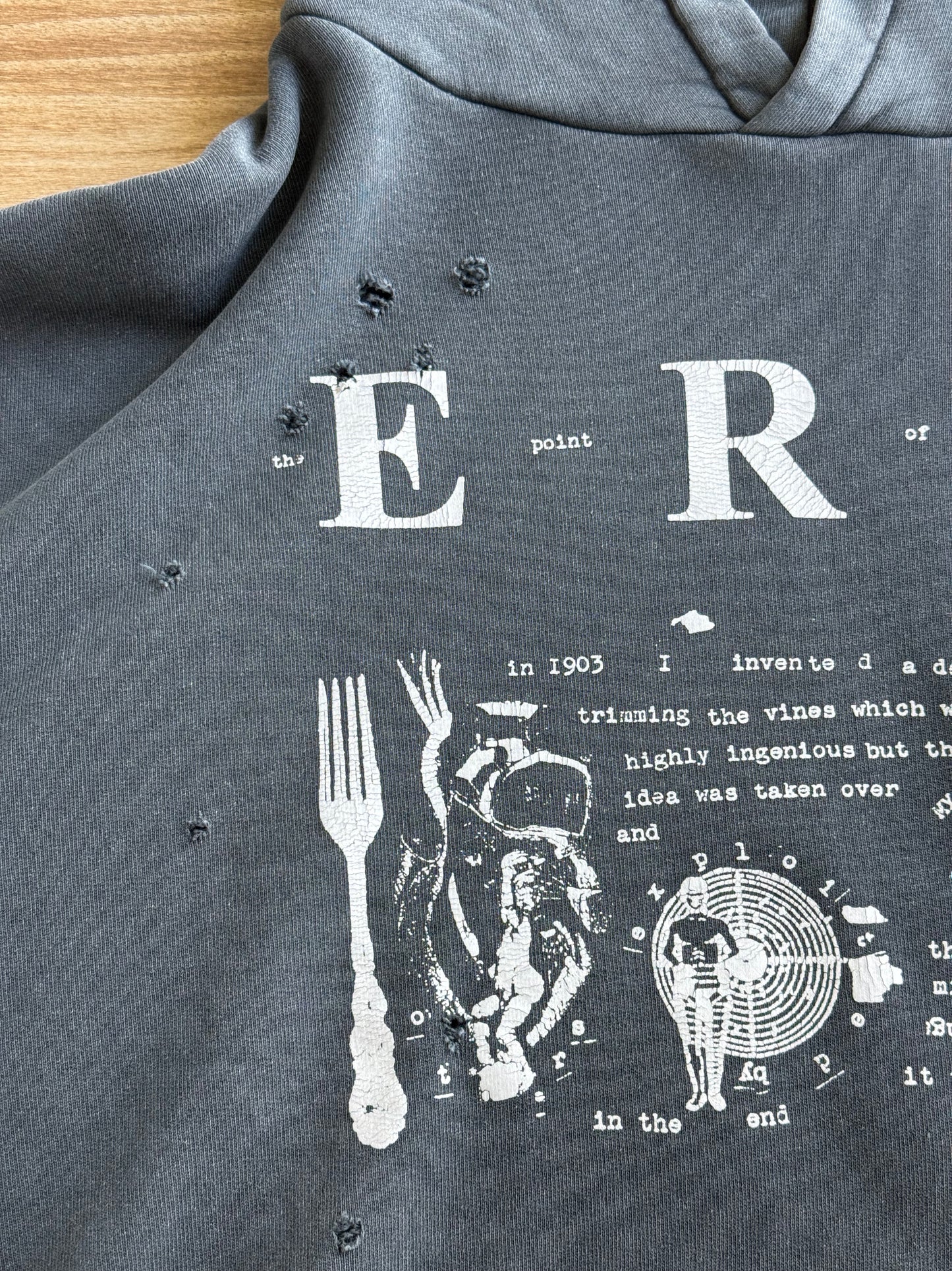 ENFANTS RICHES DÉPRIMÉS My Role in the War Distressed Hoodie